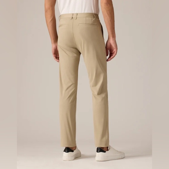 NWT RHONE Commuter Pant Classic Pants Golf Business Casual Pants color Stone - Picture 3 of 9